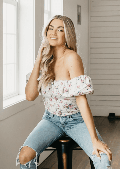Lindsay Arnold